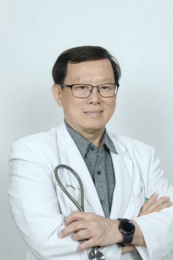 dr. Candy Lauwrenz, Sp.N